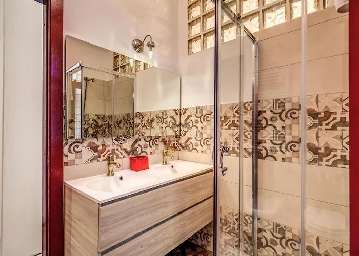 Navona Stylish Apartment Rom